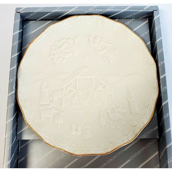 Centurion Collection Nativity Pattern Bisque 8.5"Plate w/ Wooden Stand NIB P3441 - Picture 5 of 9
